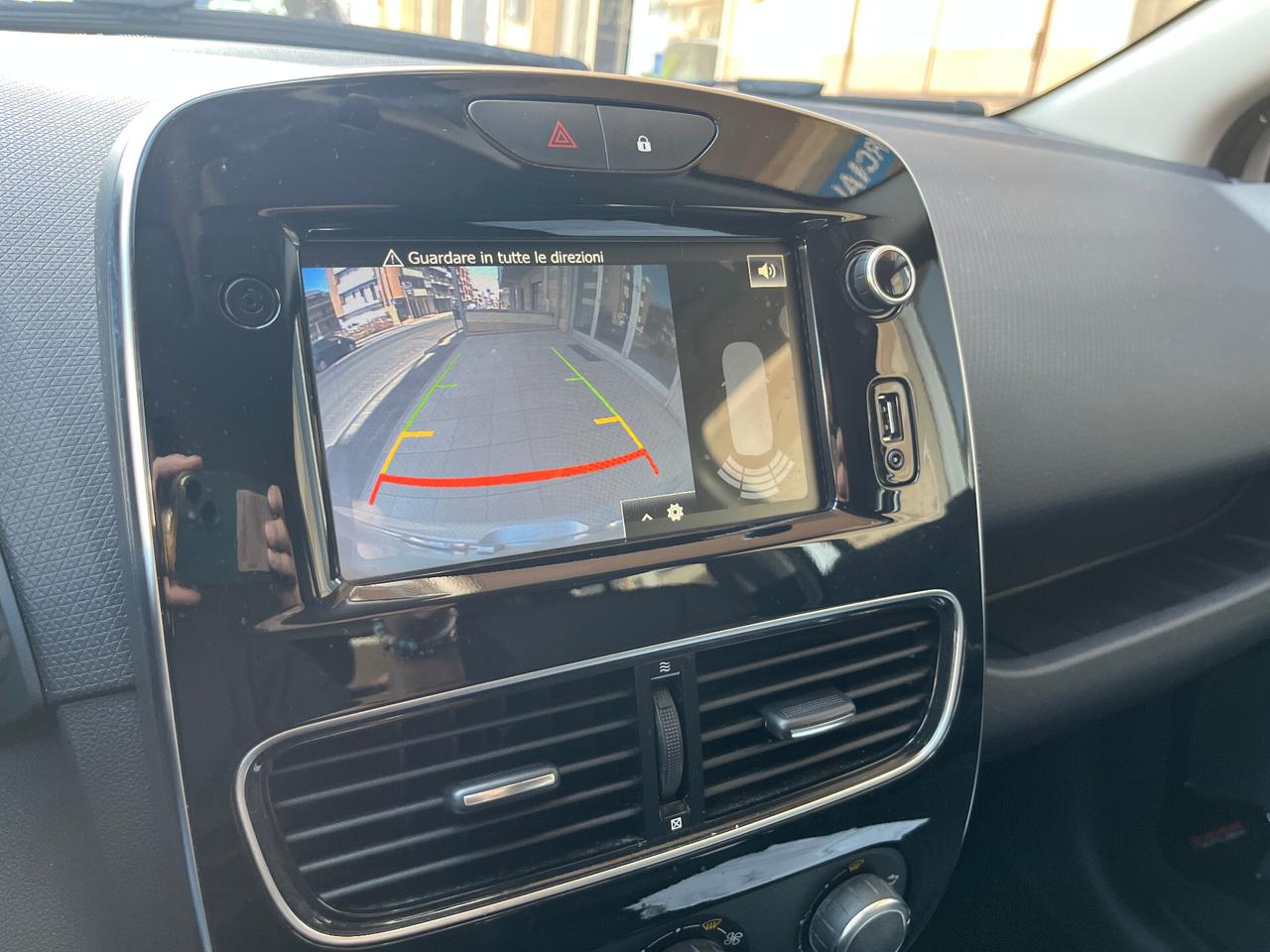 Renault Clio dCi 90 CV 5 porte Moschino Zen