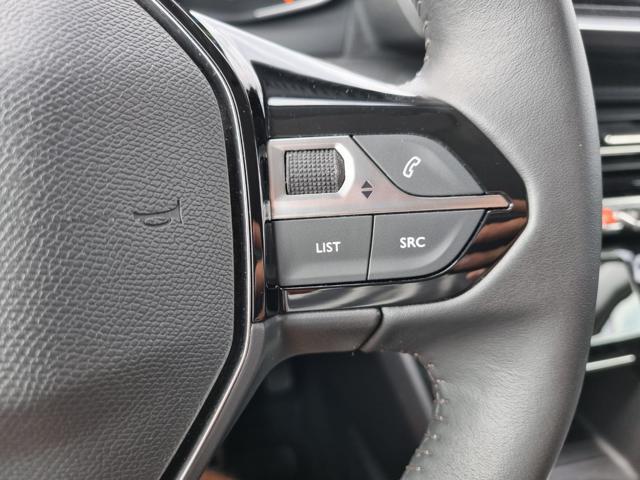 PEUGEOT 2008 motore elettrico 136 CV Allure