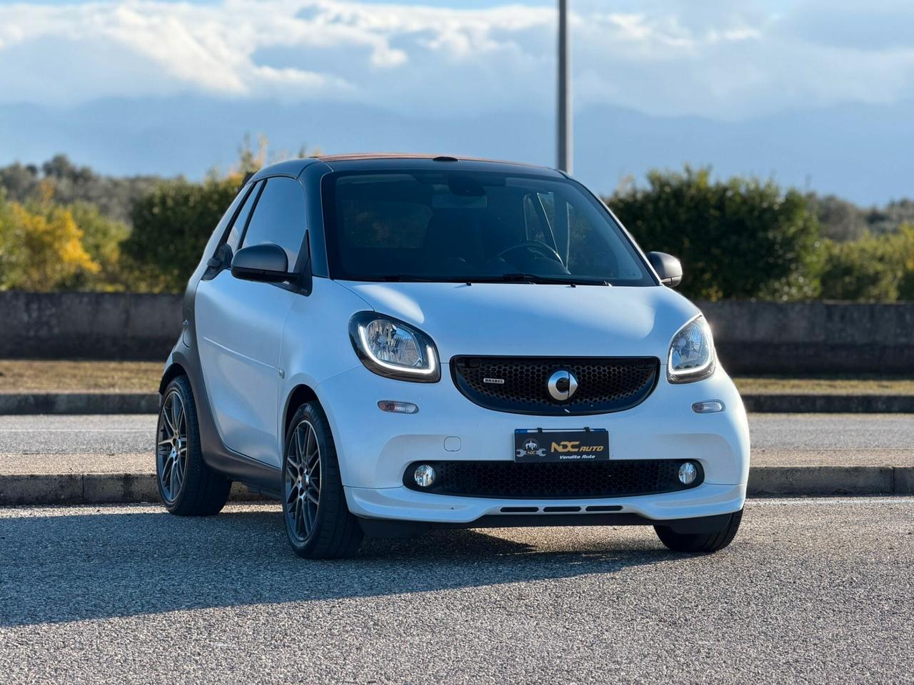 Smart ForTwo 90 0.9 T twinamic cabrio Cherrywhite