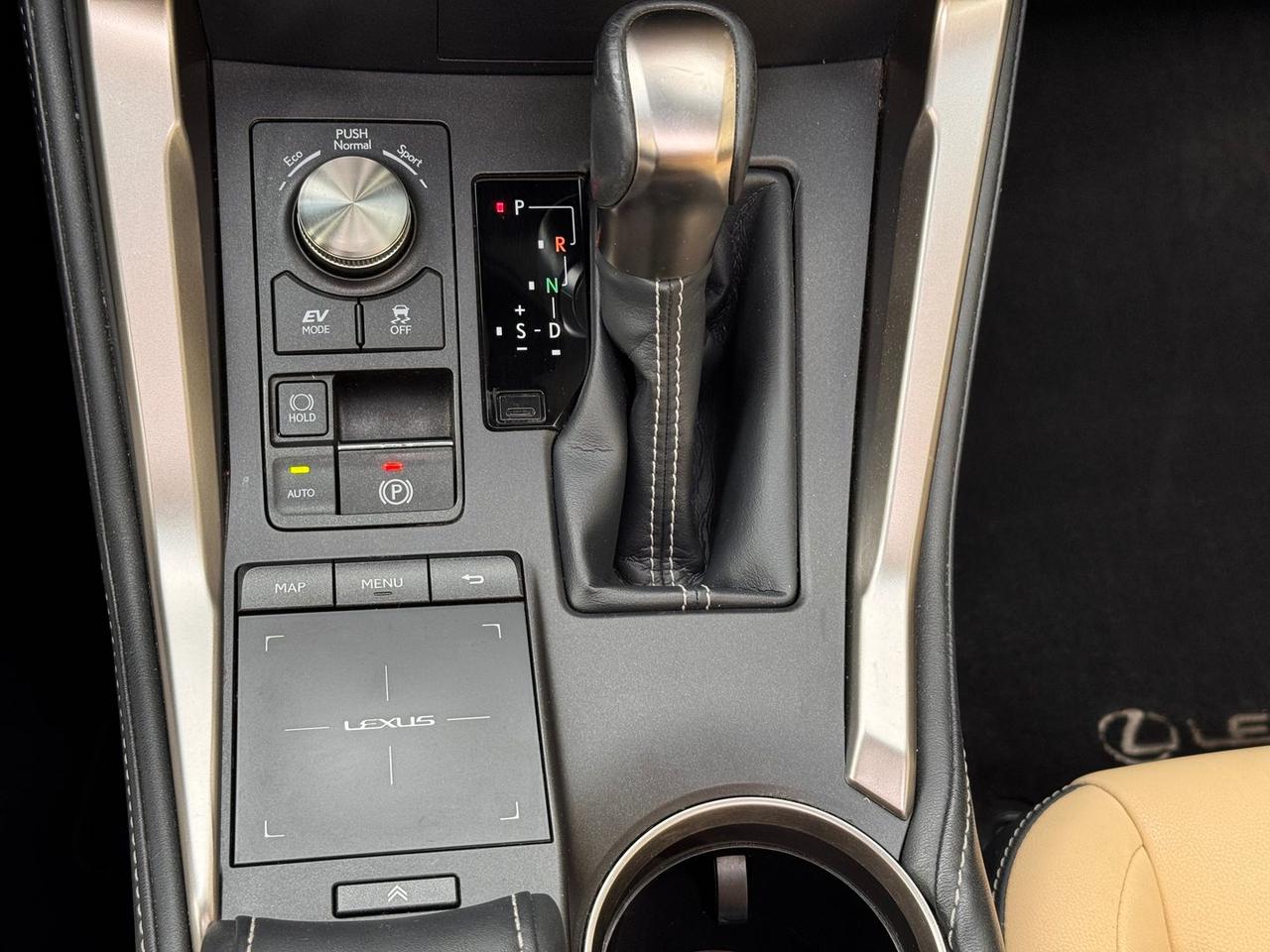 Lexus NX 300h Luxury NX 300h HEV #12039