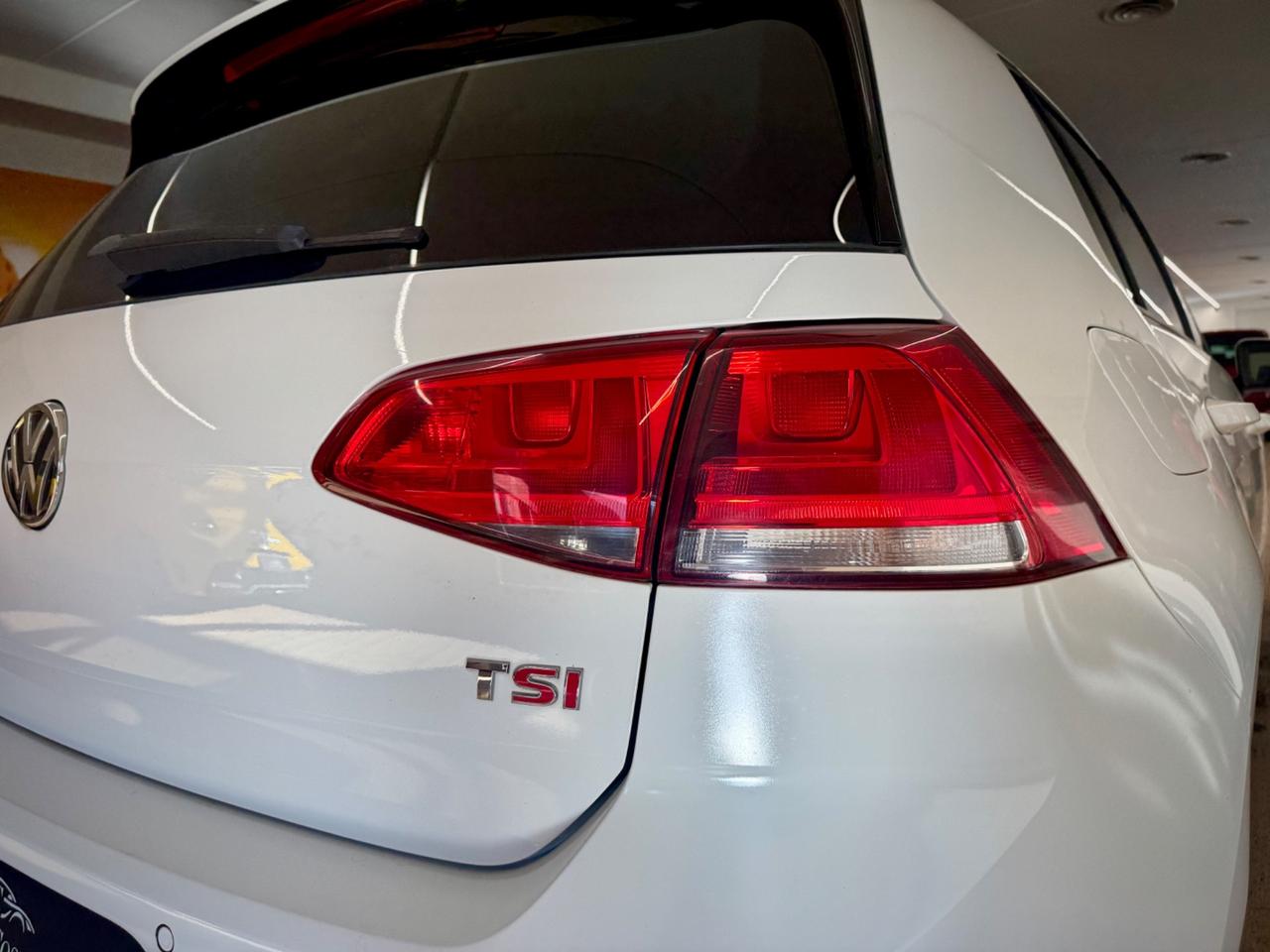 Volkswagen Golf R-LINE SPORT 150 CV