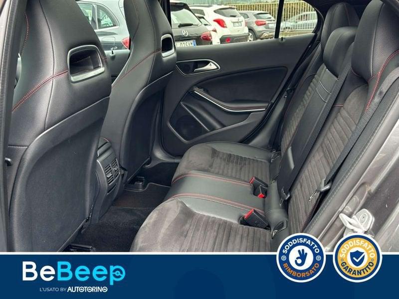 Mercedes-Benz GLA 220 D PREMIUM 4MATIC AUTO