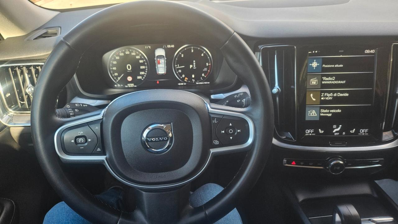 Volvo V60 B4 (d) Geartronic Momentum