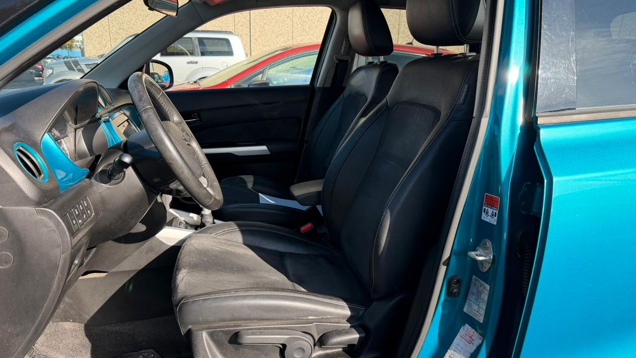 Suzuki Vitara 1.6 DDiS 4WD AllGrip V-Top bicolor turchese/tetto nero