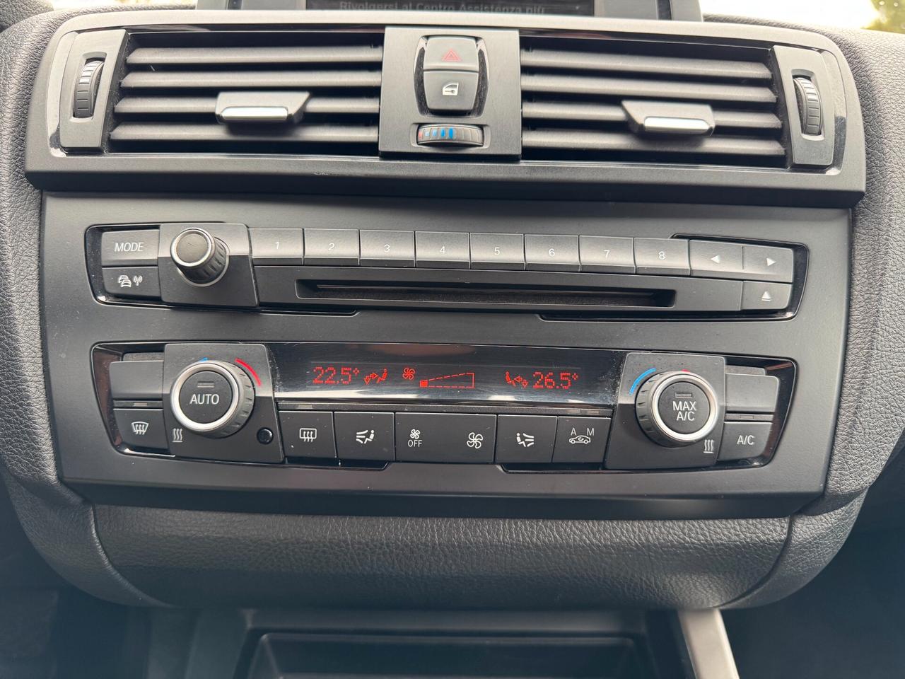 Bmw 118 118d 5p. Urban