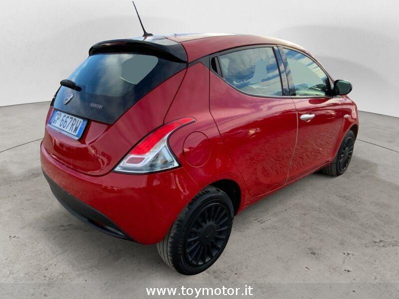 Lancia Ypsilon 3ª serie 1.0 FireFly 5 porte S&S Hybrid Silver