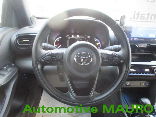 TOYOTA Yaris Cross 1.5 Hybrid 5p. E-CVT AWD-i Adventure