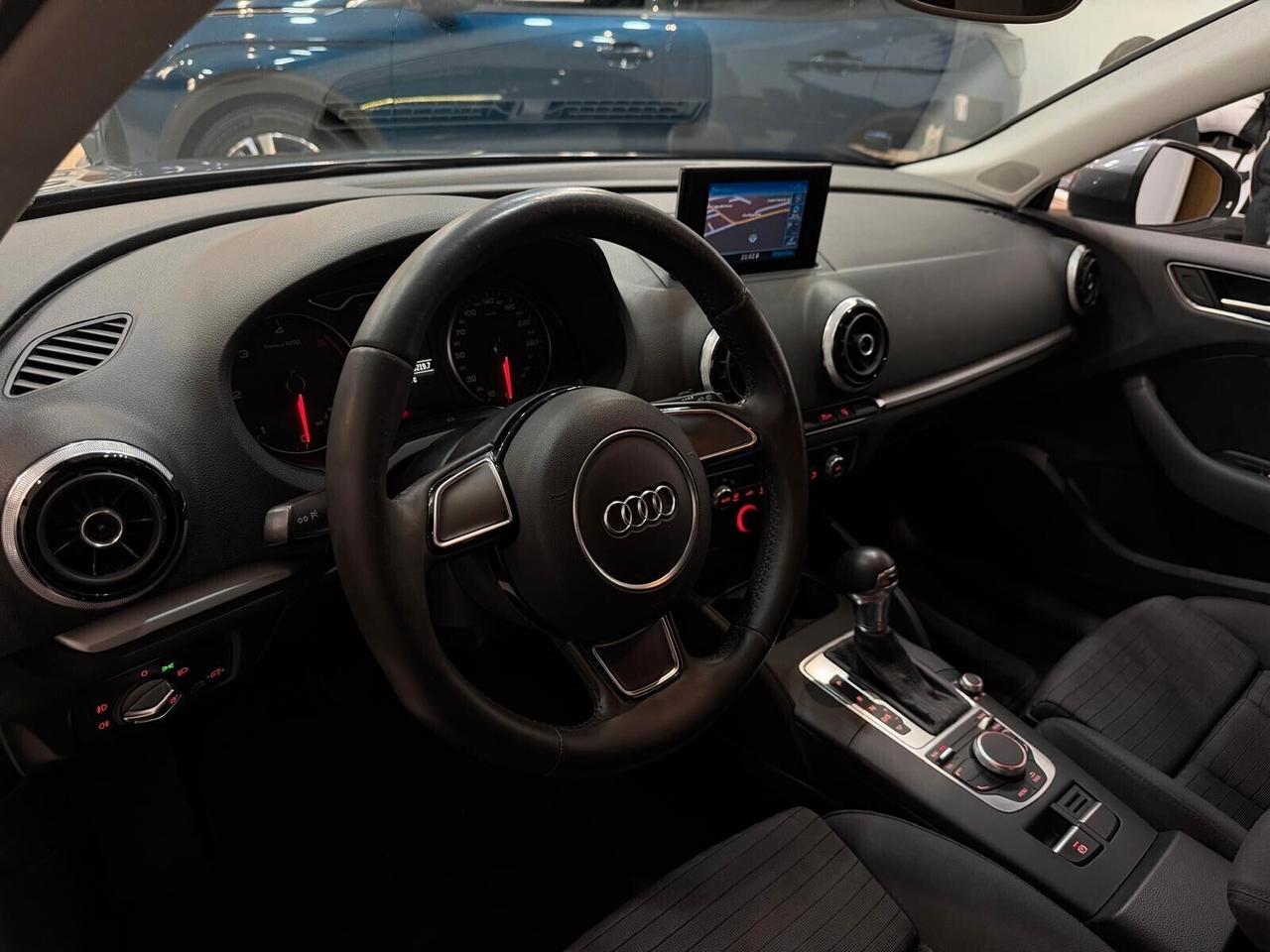 AUDI A3 1.6 TDI 110CV S TRONIC AMBITION NAVI KM 156000
