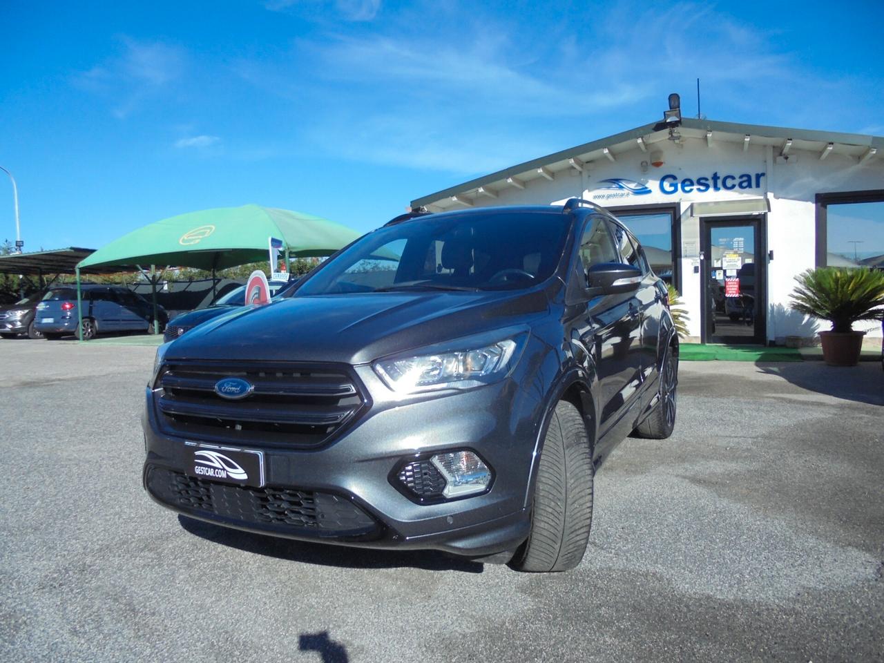 Ford Kuga 1.5 TDCI 120 CV S&S 2WD ST-Line