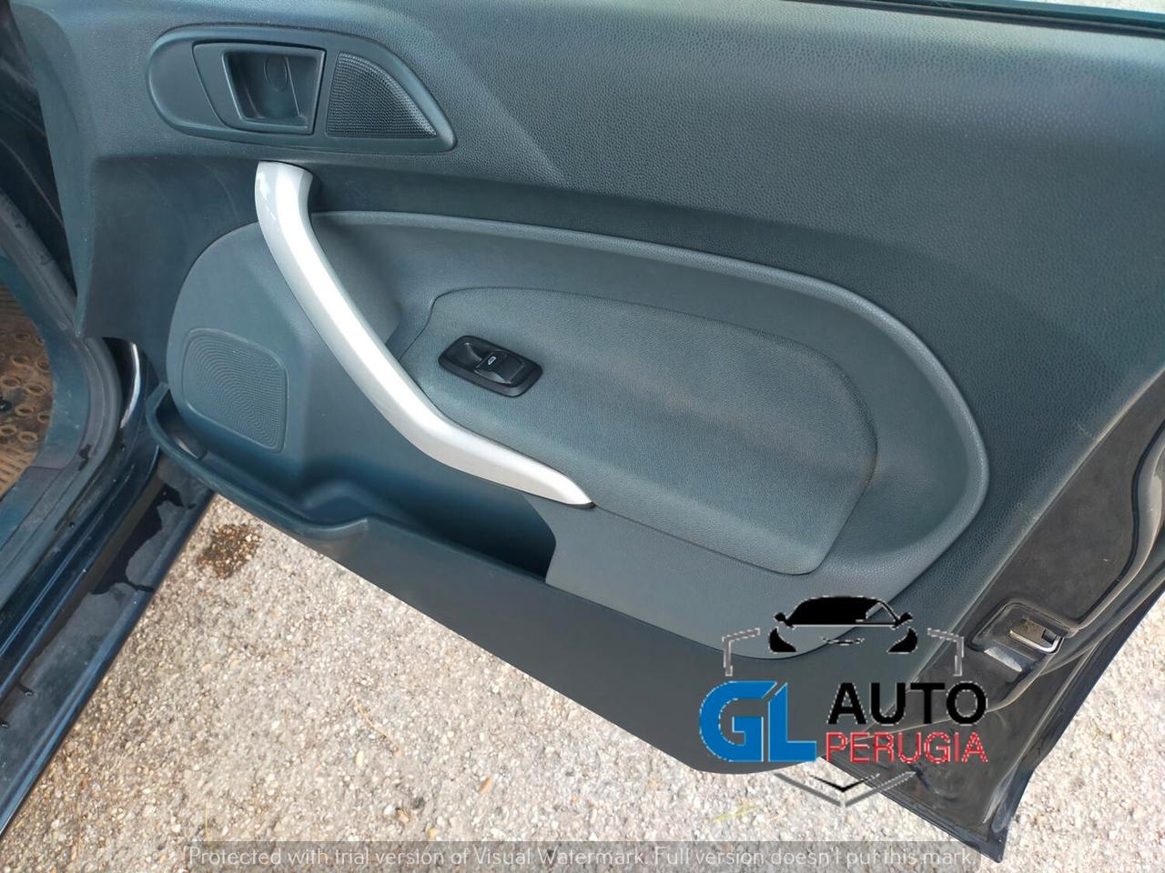 Ford Fiesta 1.4 tdci 5p titanium full opt neopatentati