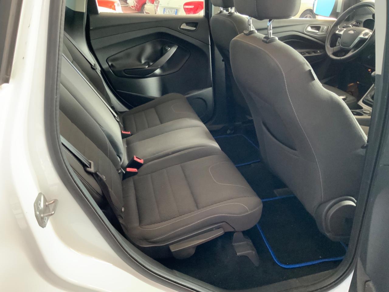 Ford Kuga 2.0 TDCI 140 CV 2WD Business