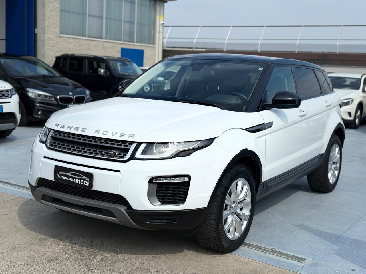 Land Rover Range Rover Evoque 2.0 TD4 180 CV 5p. SE