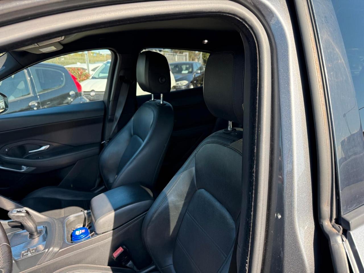 Jaguar E-Pace 2.0D 150 CV AWD R-Dynamic