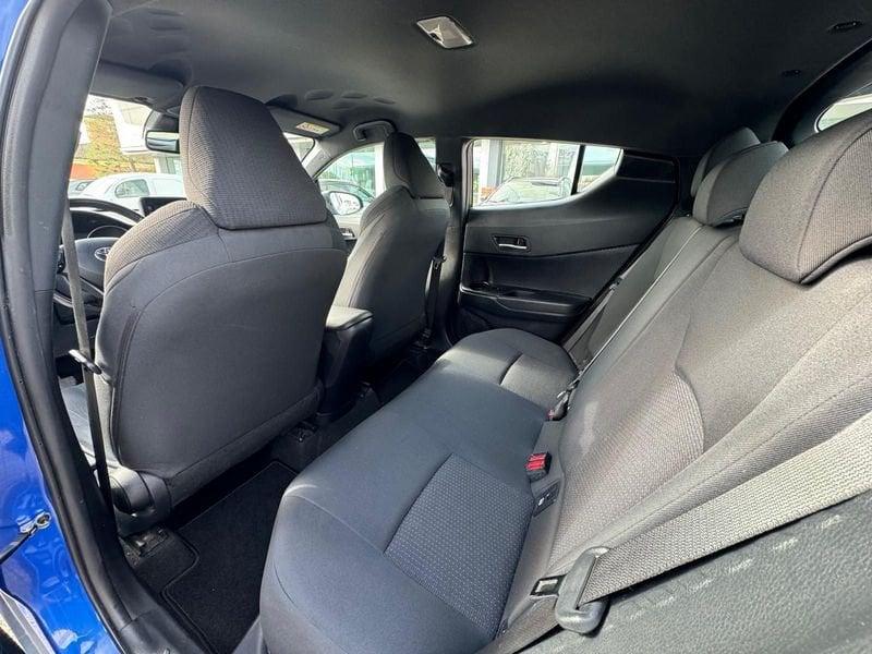 Toyota C-HR 1.2T (116CV) MT Active