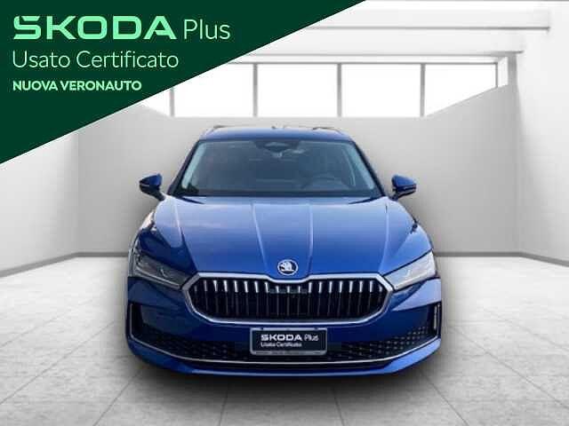 SKODA Superb 2.0 TDI DSG Wagon Style