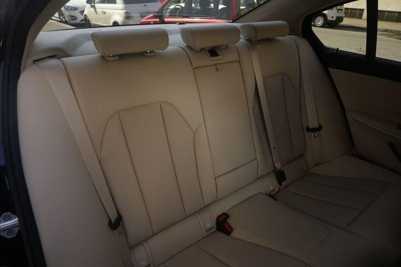 BMW Serie 3 BMW Serie 3 330e xDrive Luxury aut. IVA ESPOSTA Unicoproprietario