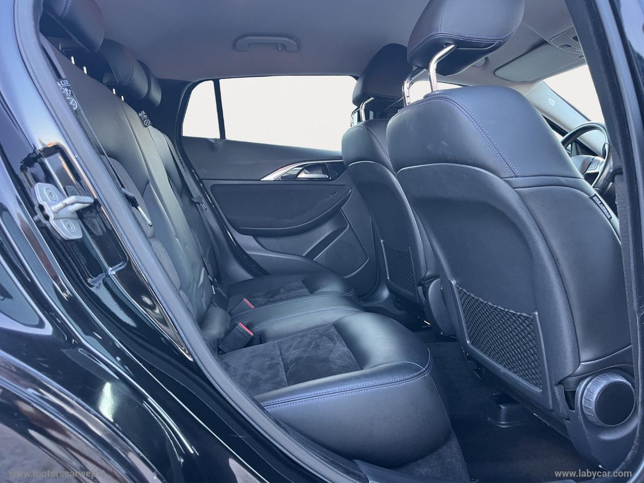 INFINITI Q30 1.5d DCT Premium