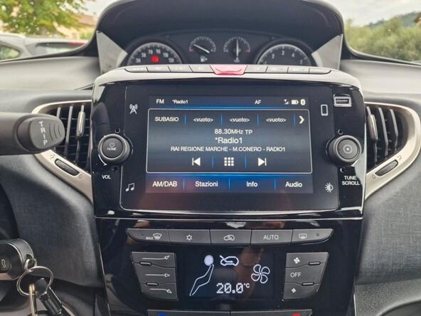 Lancia Ypsilon 1.2 69 CV 5 porte GPL EcoChic Gold