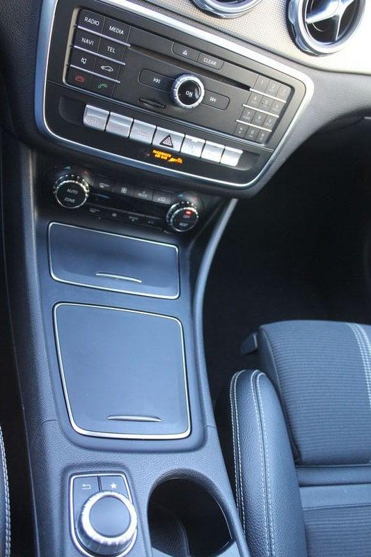 Mercedes-Benz GLA 200 d Automatic 4MATIC Sport