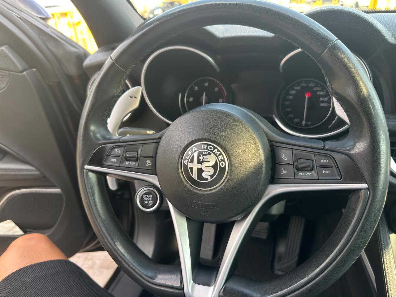 Alfa Romeo Stelvio 2.2 Turbodiesel 210 CV AT8 Q4 Executive