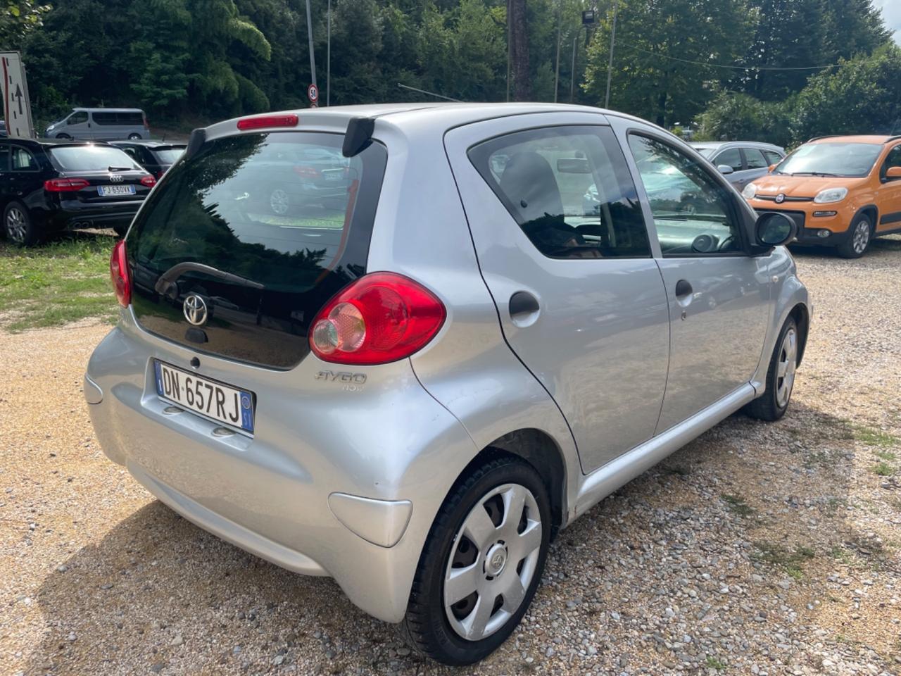 Toyota Aygo 1.0 12V VVT-i 5 porte