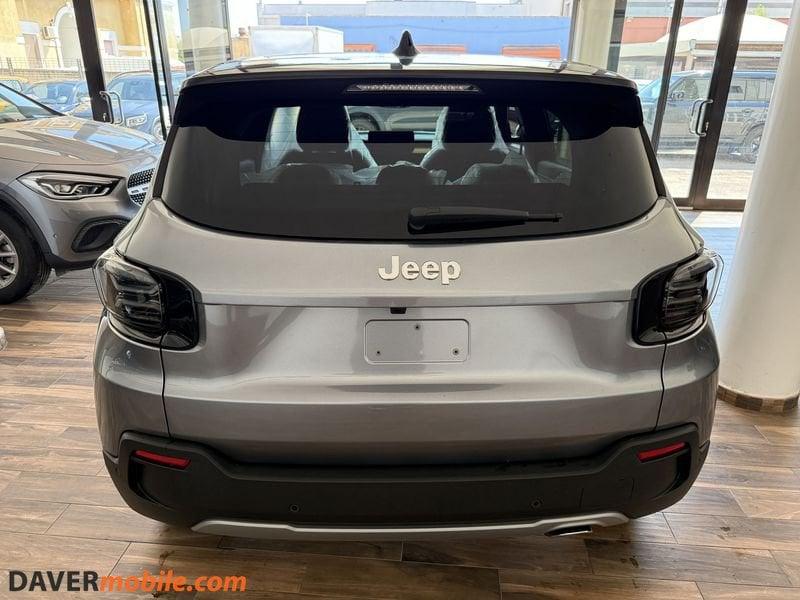 Jeep Avenger 1.2 Turbo MHEV Summit