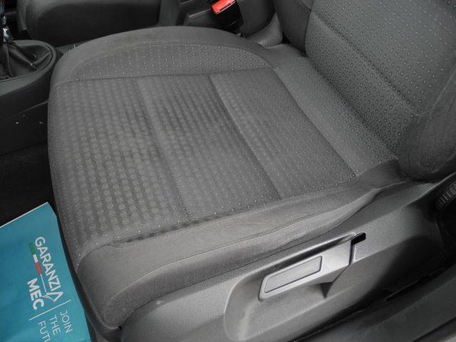 VOLKSWAGEN Touran 1.9 TDI 105cv -AUTOCARRO 5 POSTI- OK NEOPATENTATI