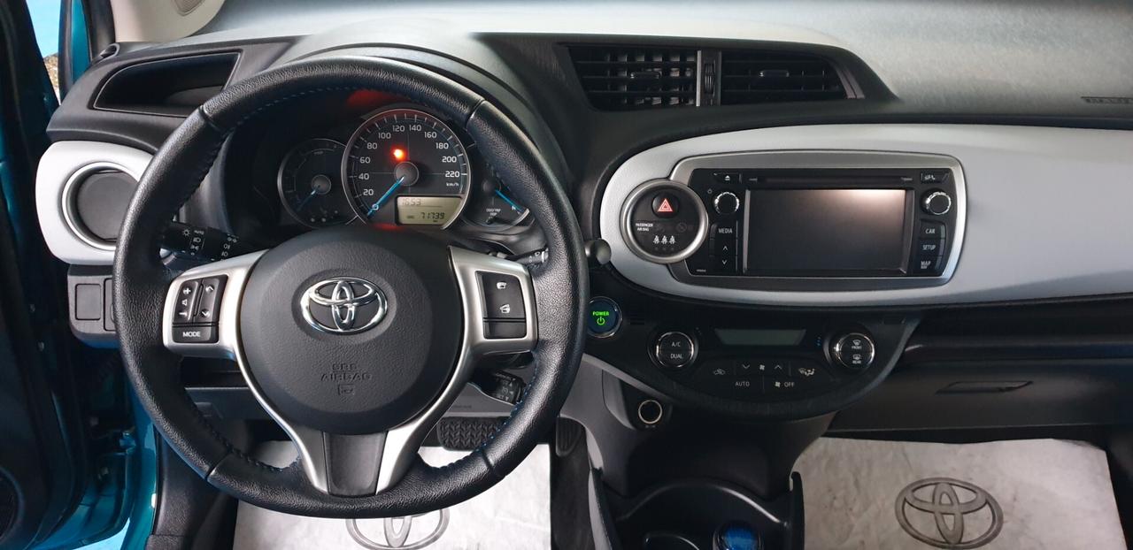 TOYOTA YARIS 1.5 BENZINA/IBRIDA FULL OPTIONAL KM 71 MILA