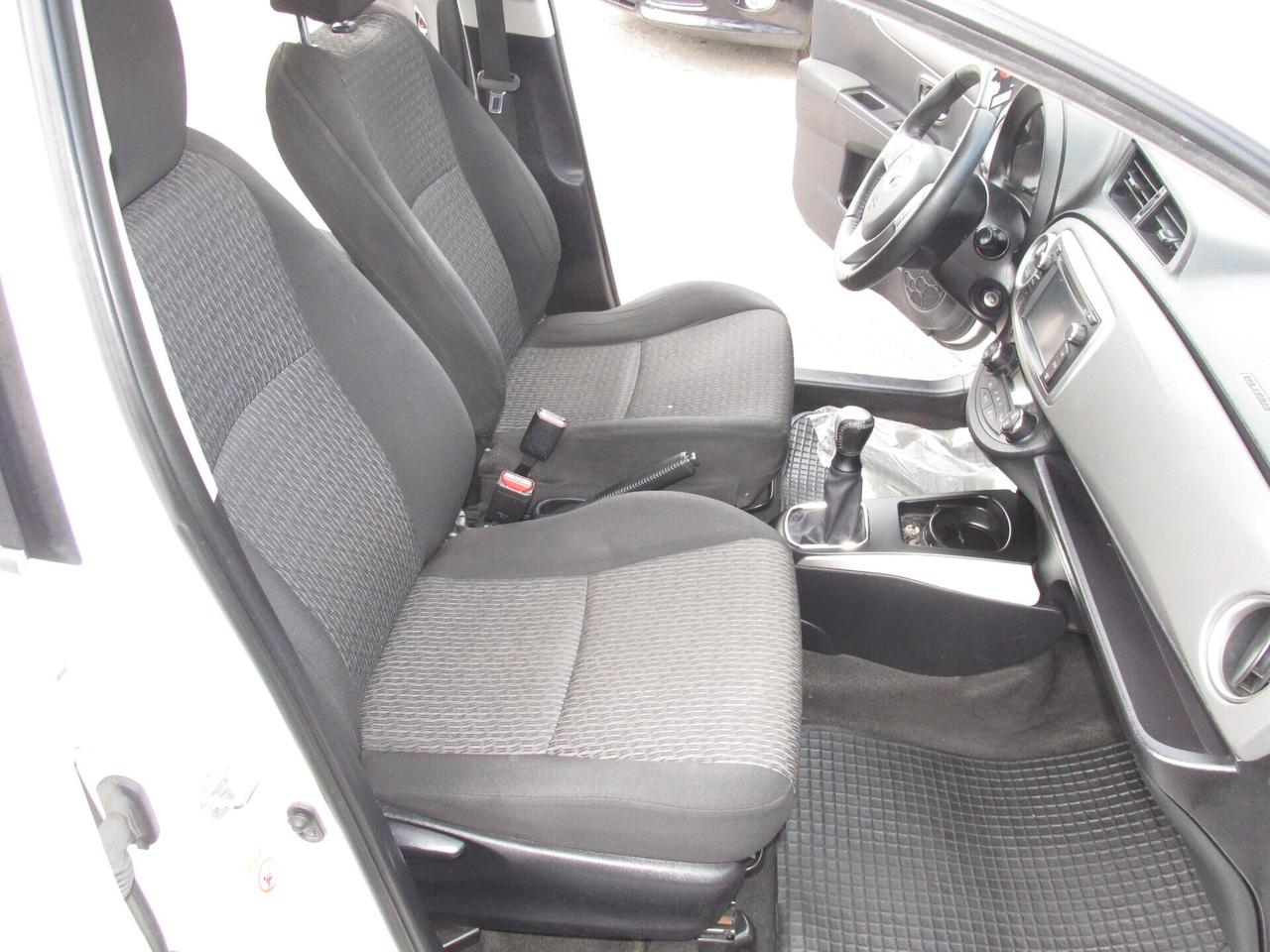 Yaris 1.0 BENZ LOUNGE FULL TELECAMERA 2014
