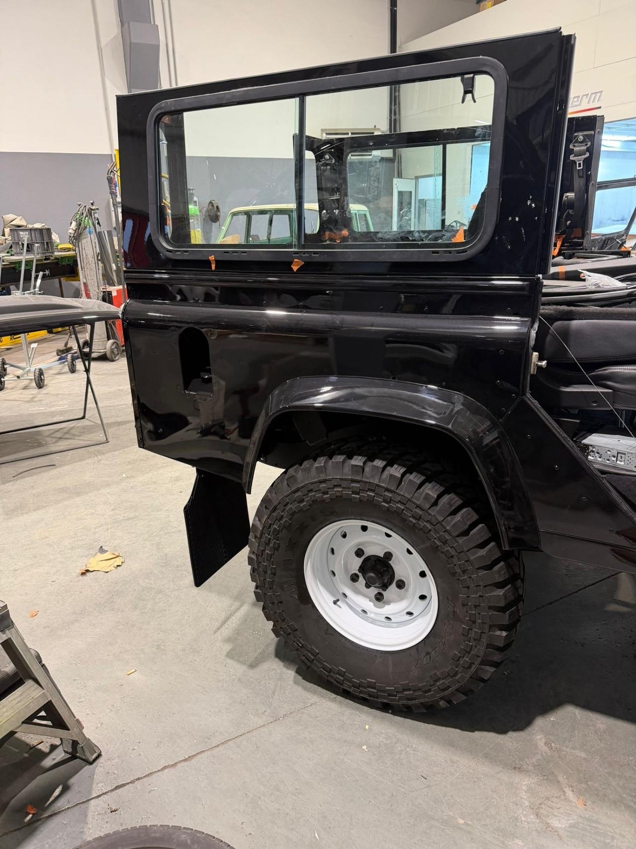 Land Rover Defender 110 2.4 TD4 SE -7 posti-