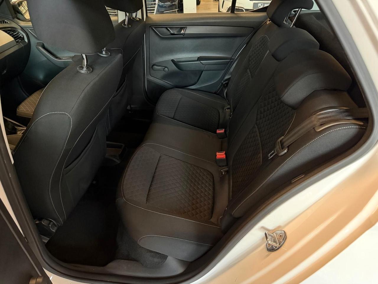 Skoda Fabia 1.0 MPI 60 CV Design Edition