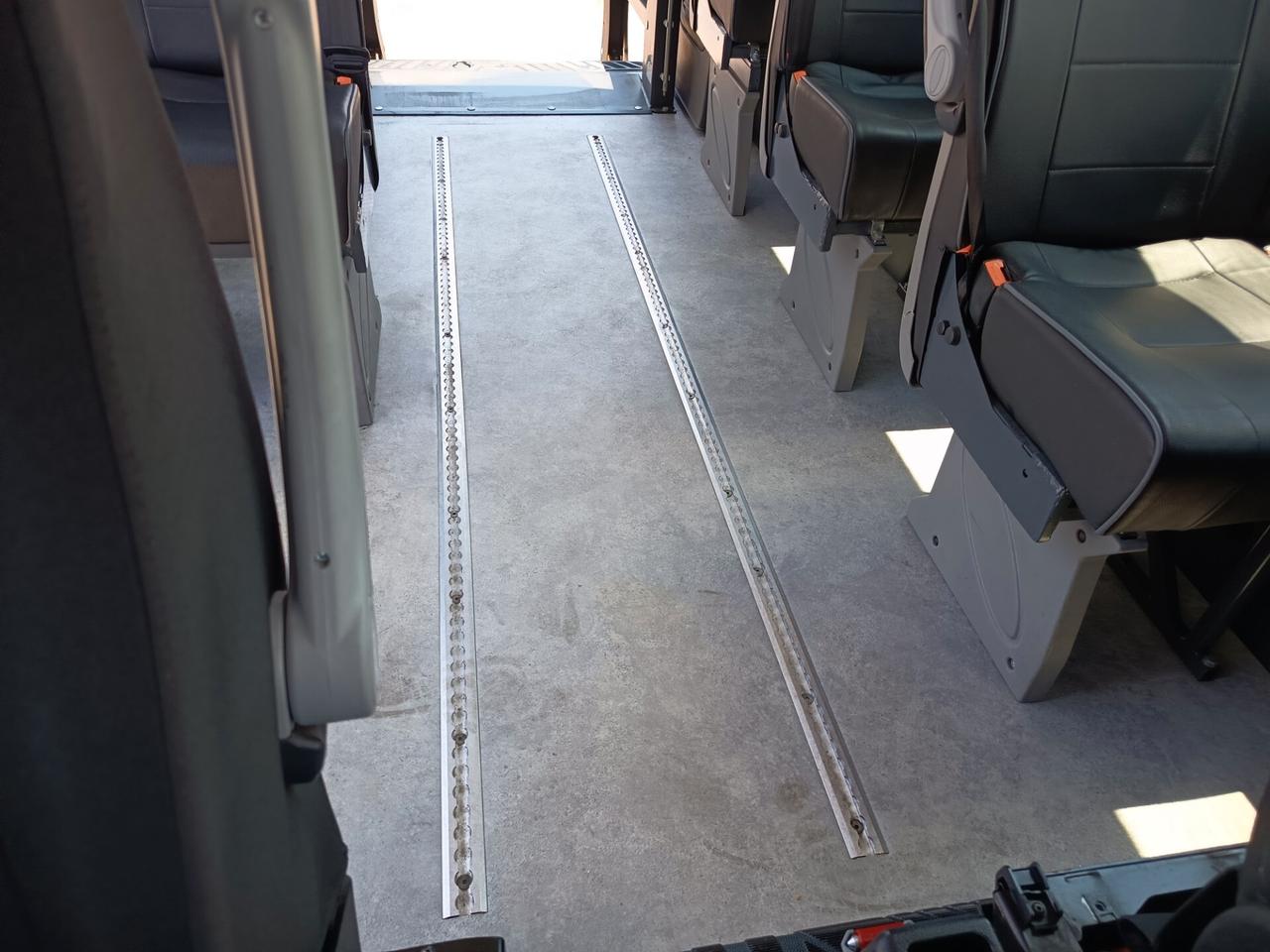 Fiat Ducato 35 2.2 Mjt 140CV PM-TM 9 posti con pedana trasporto disabili