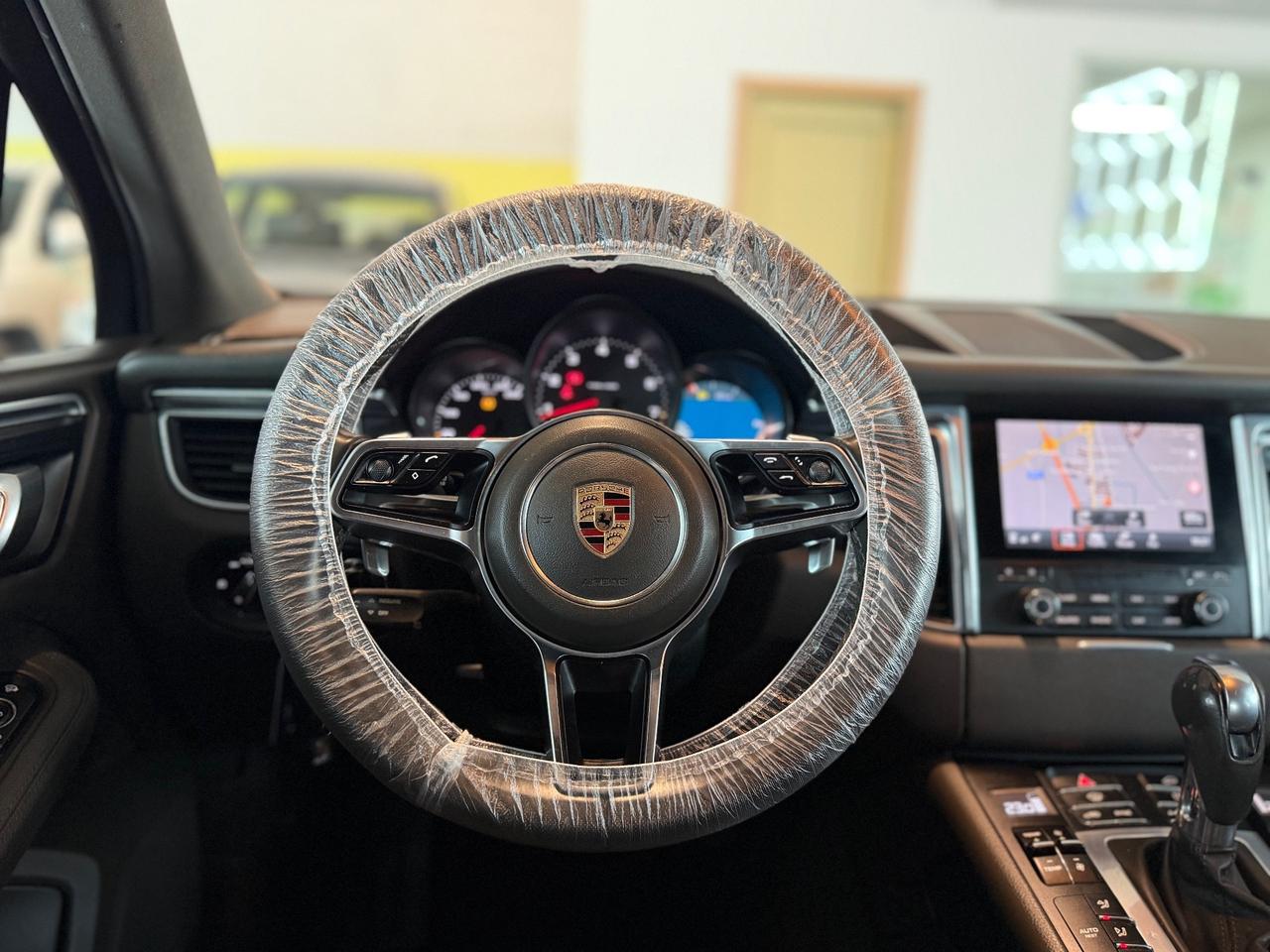 Porsche Macan 2.0 Benz 252CV Platnium 2017