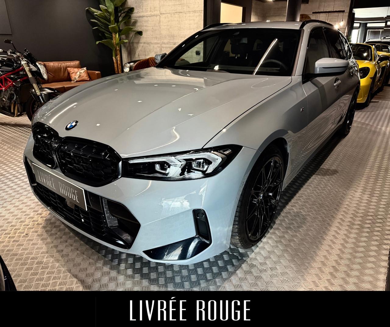 Bmw 330 330i x Drive Touring M sport