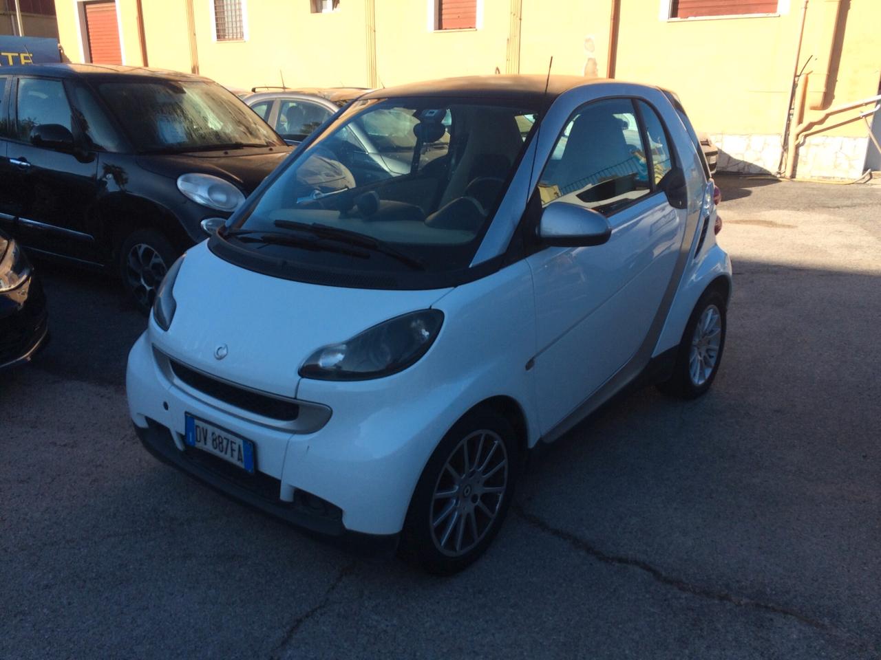 2009 Smart ForTwo 1000 52 kW coupé passion tagliandata !!!
