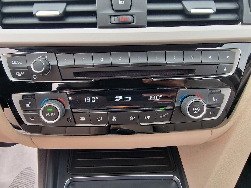 Bmw 320 d *SPORT* NAVI PLUS - PELLE - XENON