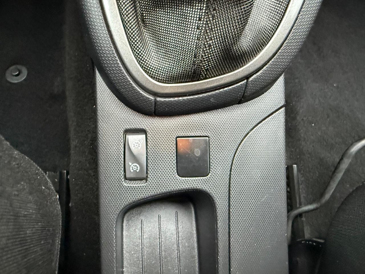 Renault Clio 1.2 75CV 5 porte- Neopatentati