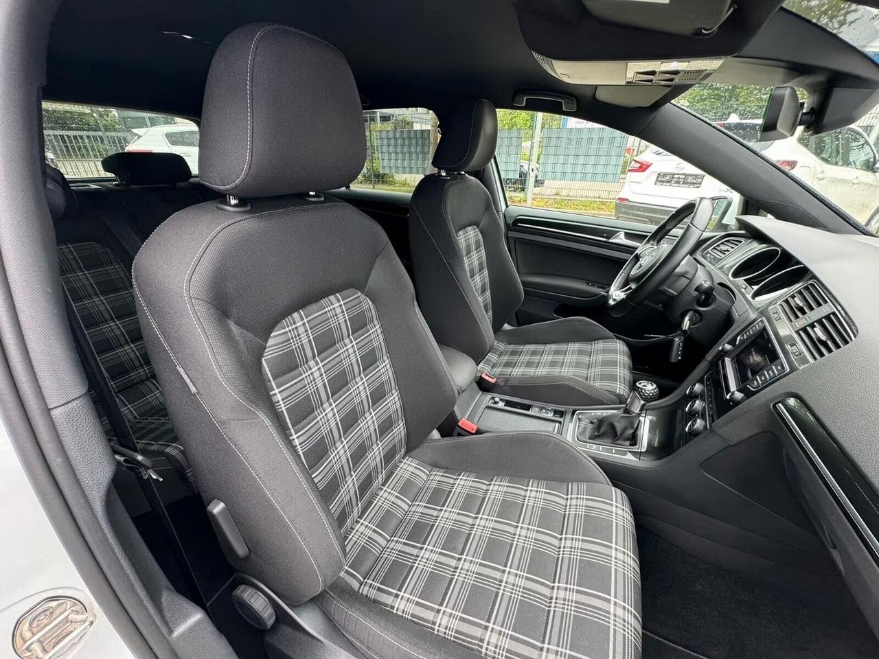 Volkswagen Golf 7 GTD 2.0 TDI 184cv S&S
