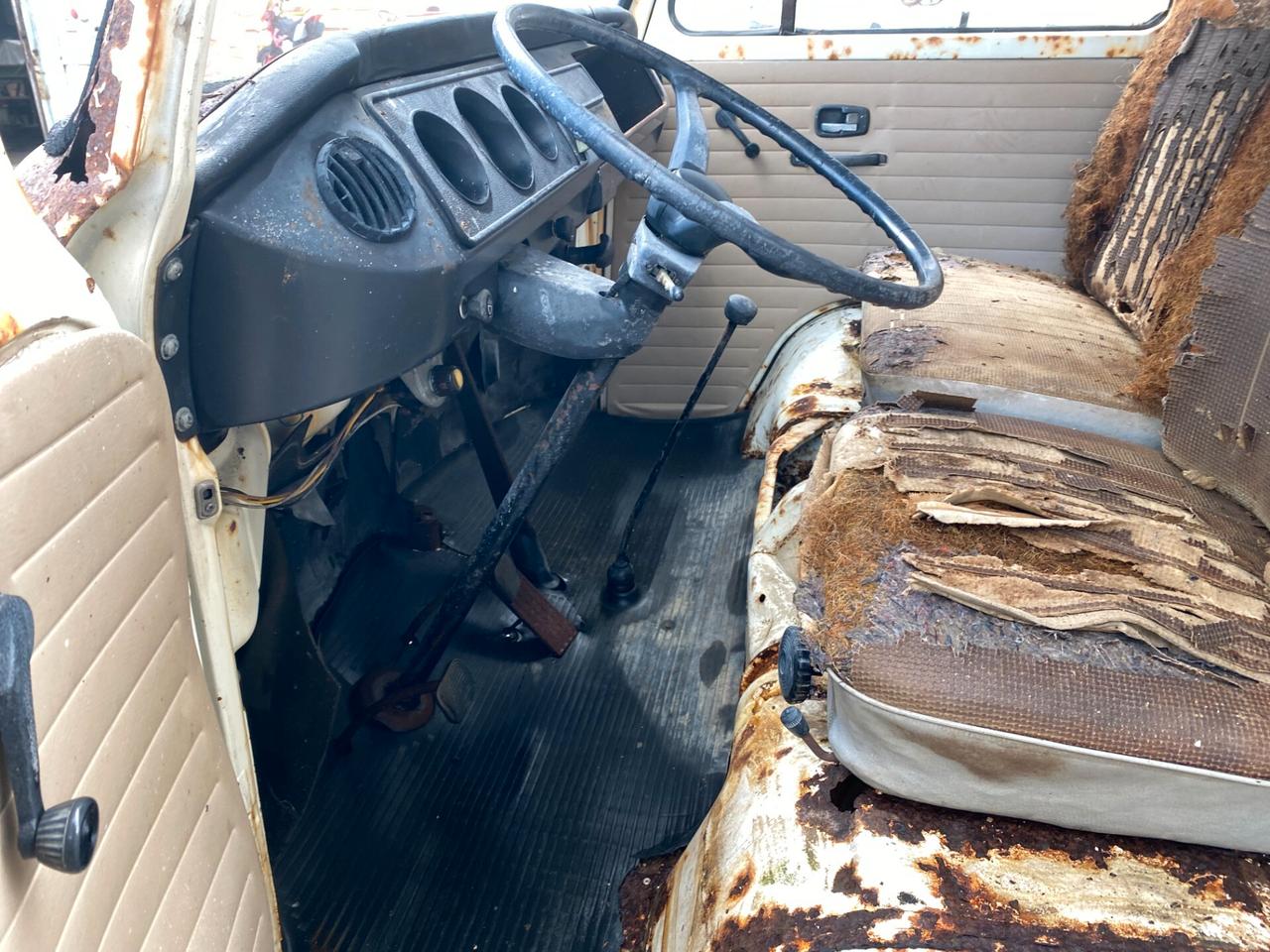 Volkswagen T2 PICK UP