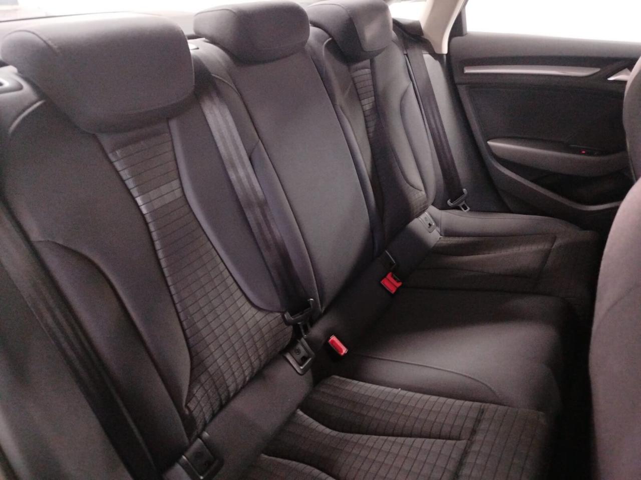 Audi A3 1.4 TFSI 125 CV S LINE PARI AL NUOVO