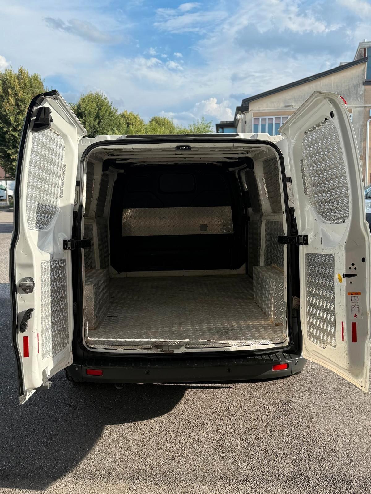 Ford Transit custom L2 H1 PASSO LUNGO 2.0 TDCI