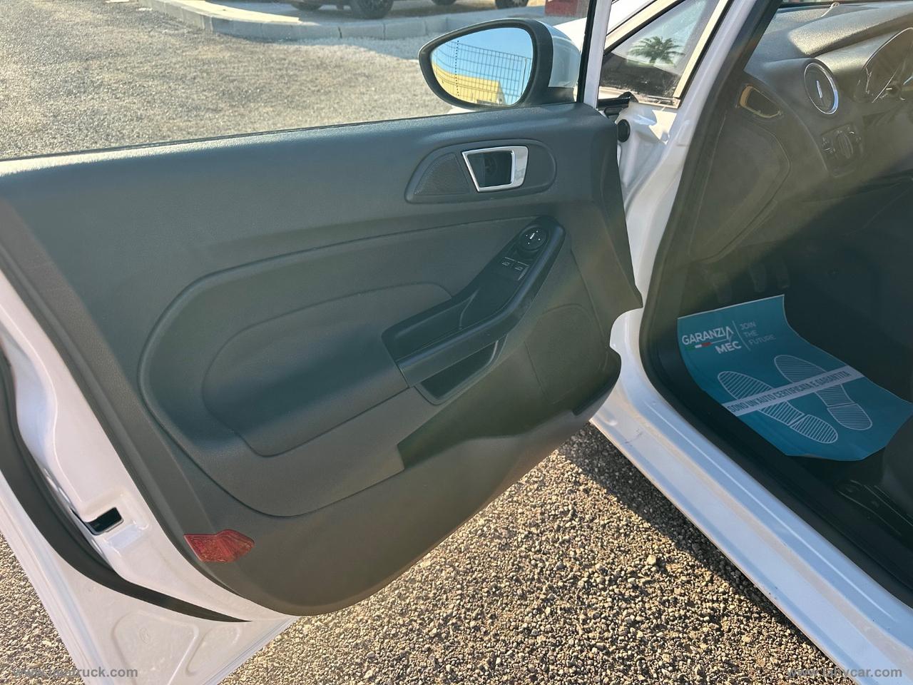 FORD Fiesta 1.5 TDCi 75 CV 5p. Titanium