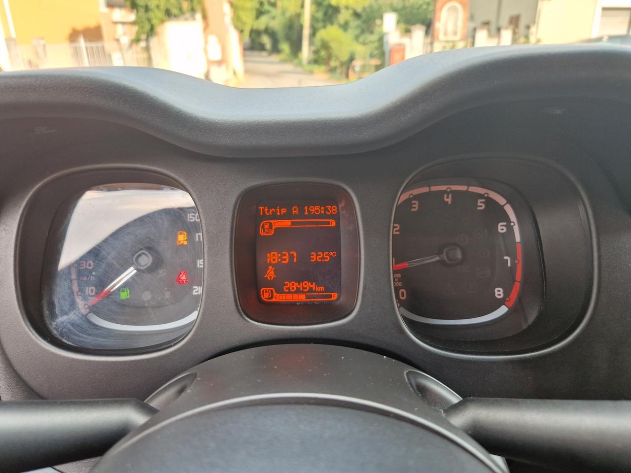 Fiat Panda 1.2 69CV "SOLO 28.500" GPL casa madre, Clima, Fendinebbia