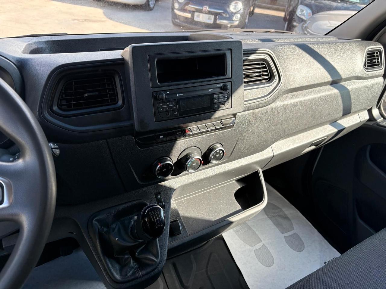 Renault Master 2.3 dCi 136cv L1H1