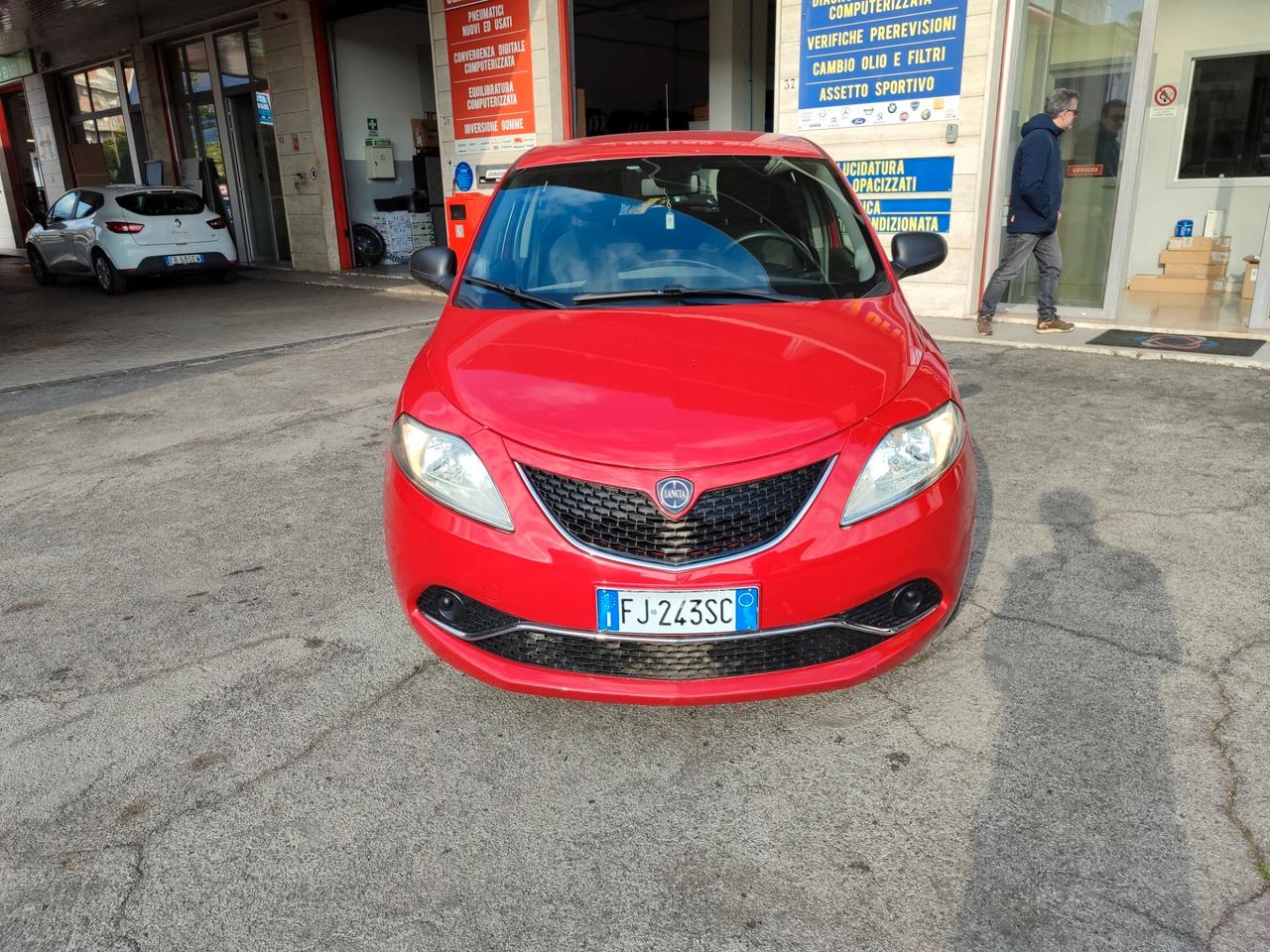 Ypsilon 1.3 MJT 16V OK NEO solo 130MILA KM