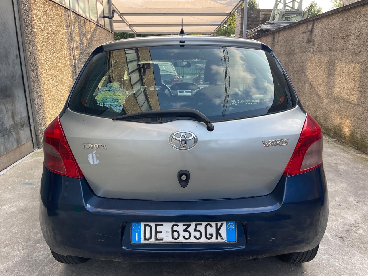 TOYOTA YARIS 1.3 BENZINA EURO4 UNI PROP