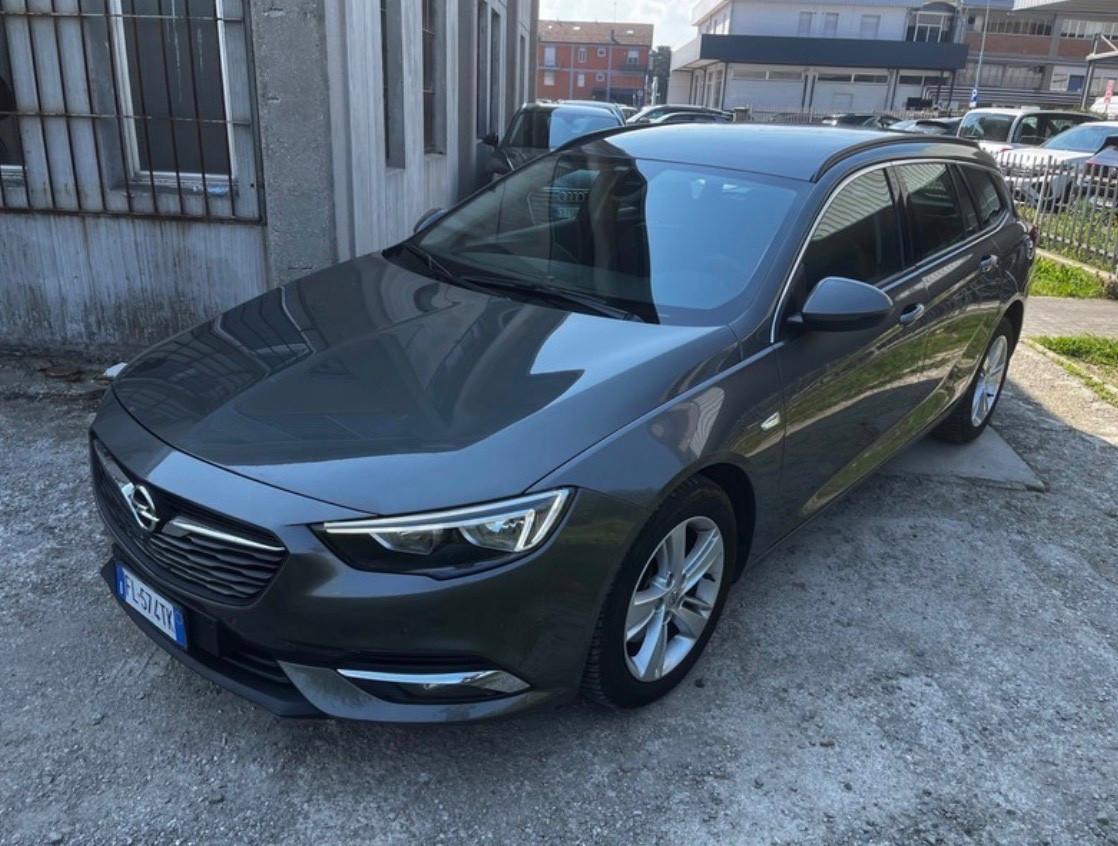 Opel Insignia 2.0 CDTI 170CV Start&Stop Sports Tourer Cosmo Business
