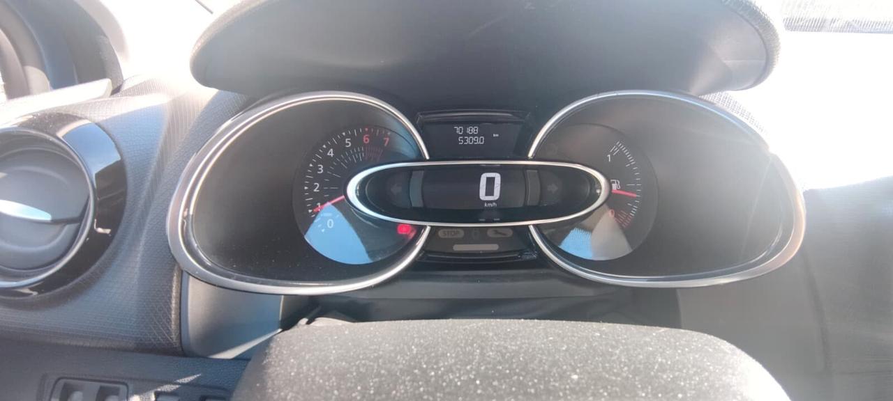 Renault Clio TCe 12V 90 CV GPL 5 porte Moschino Life