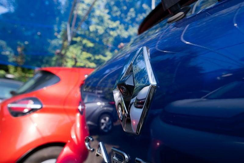 Renault Captur 1.6 E-Tech hybrid Techno Fast Track 145cv auto