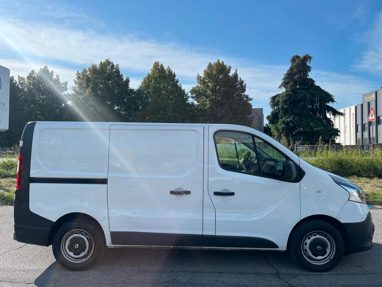 Renault Trafic T27 1.6 dCi 115CV **+IVA**